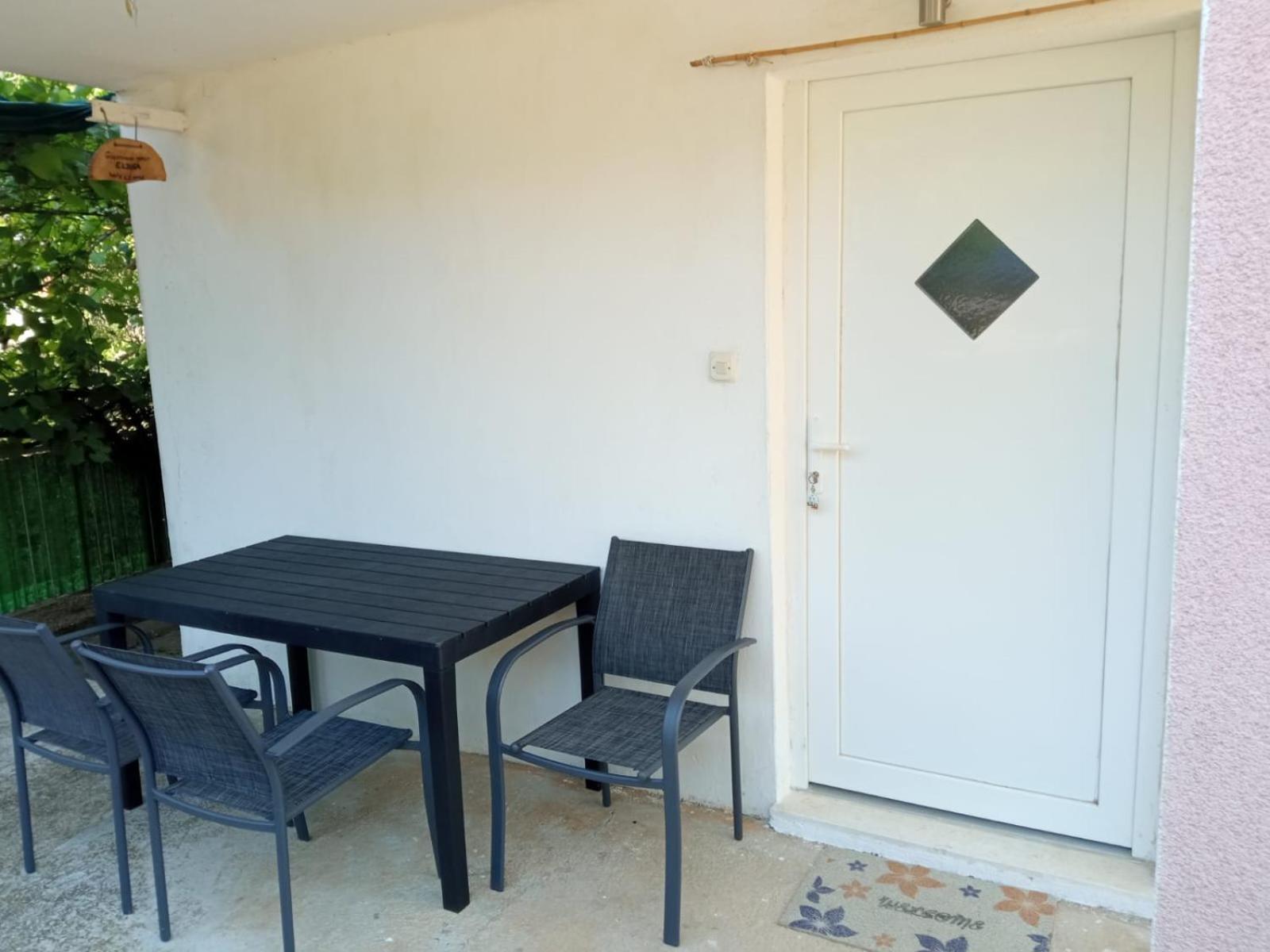 Guesthouse Eljuga Family Stari Grad  Luaran gambar