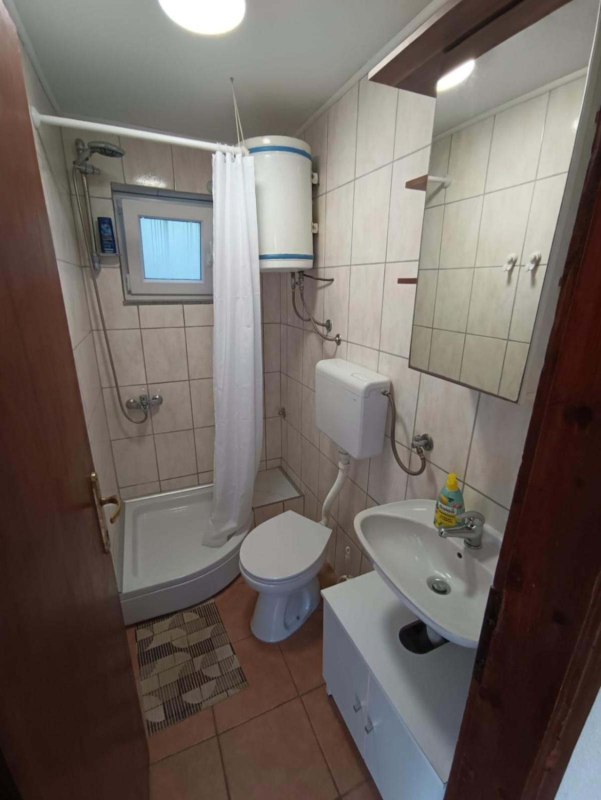 Guesthouse Eljuga Family Stari Grad  Luaran gambar