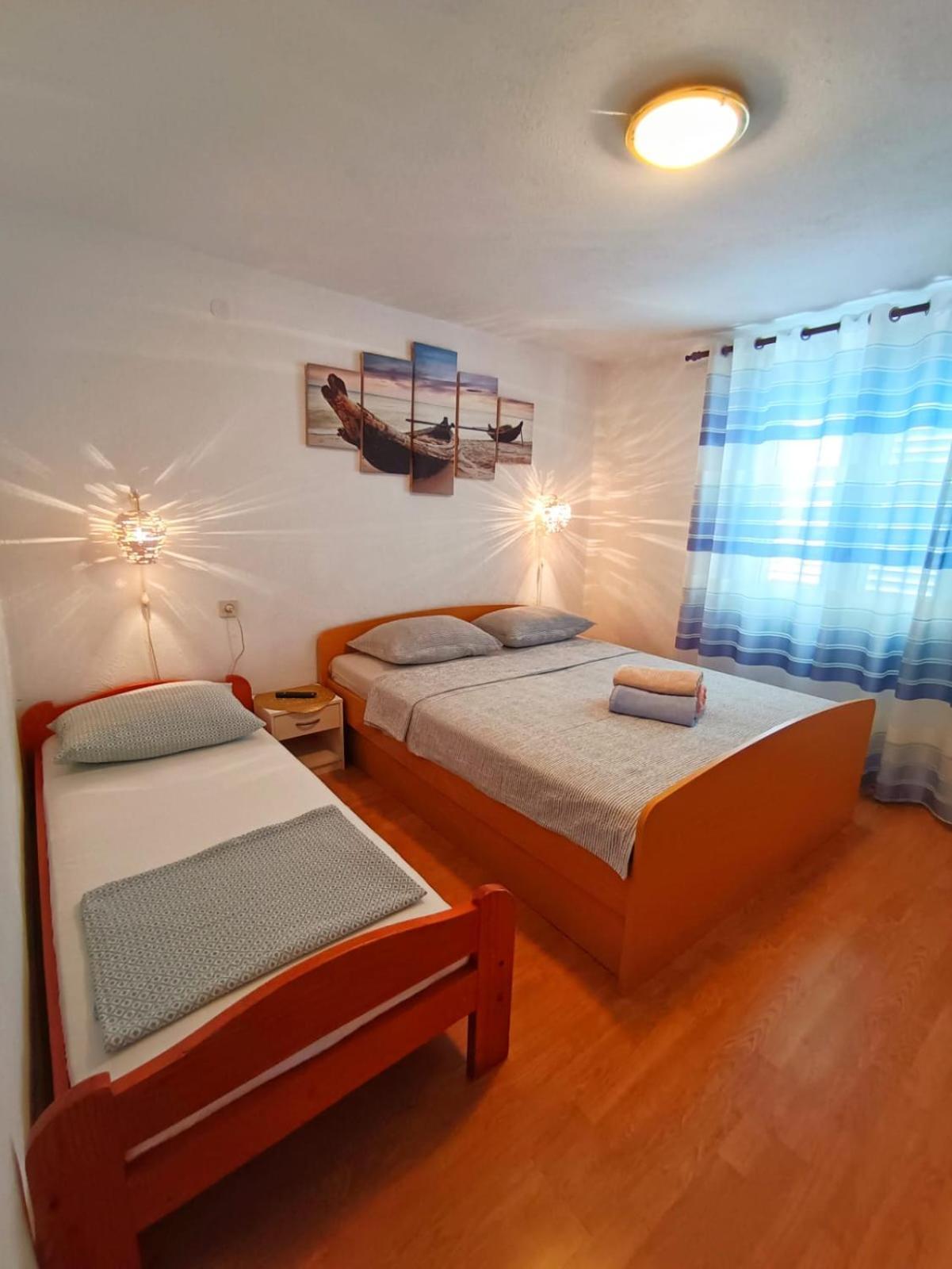 Guesthouse Eljuga Family Stari Grad  Luaran gambar