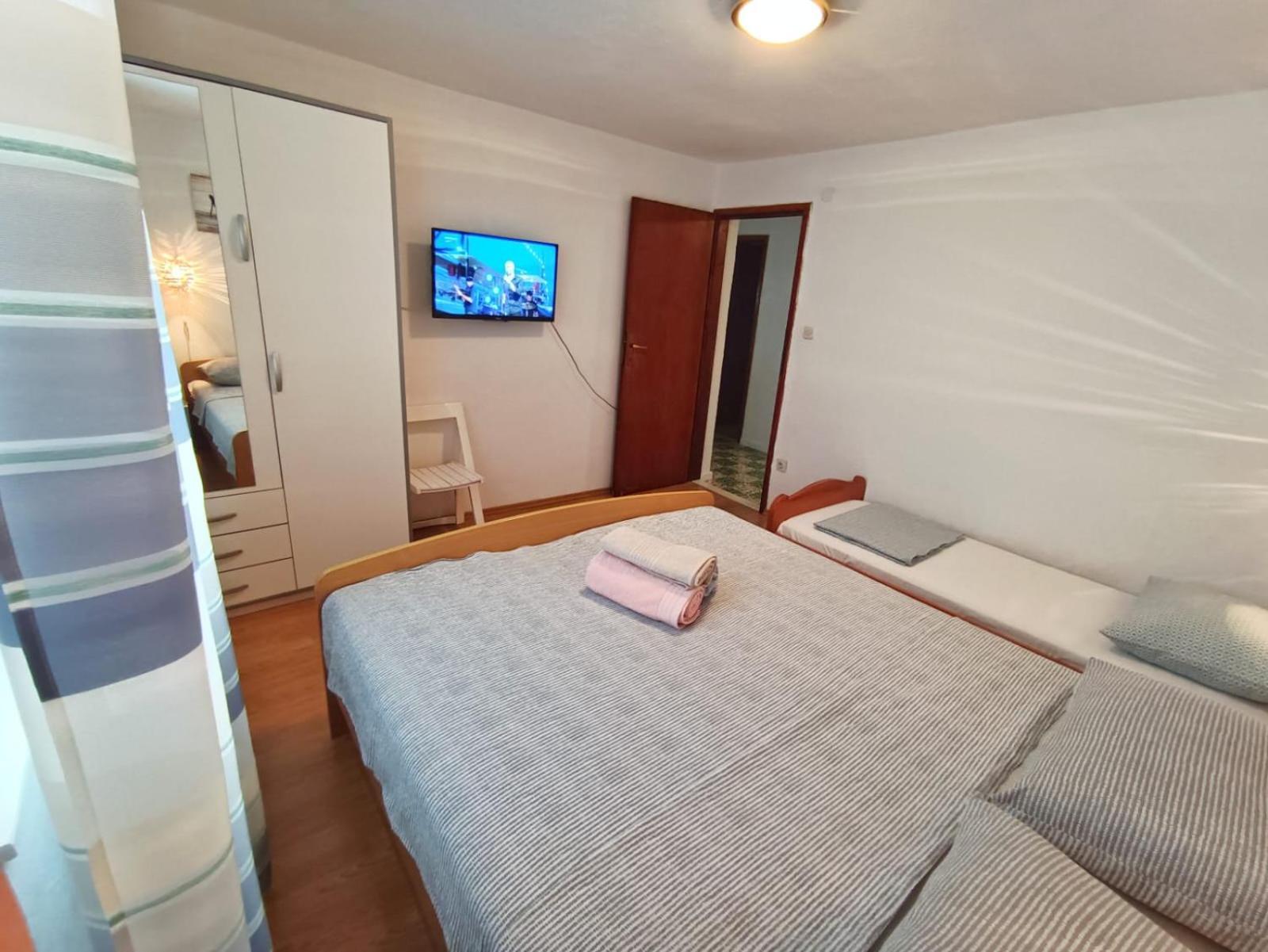 Guesthouse Eljuga Family Stari Grad  Luaran gambar