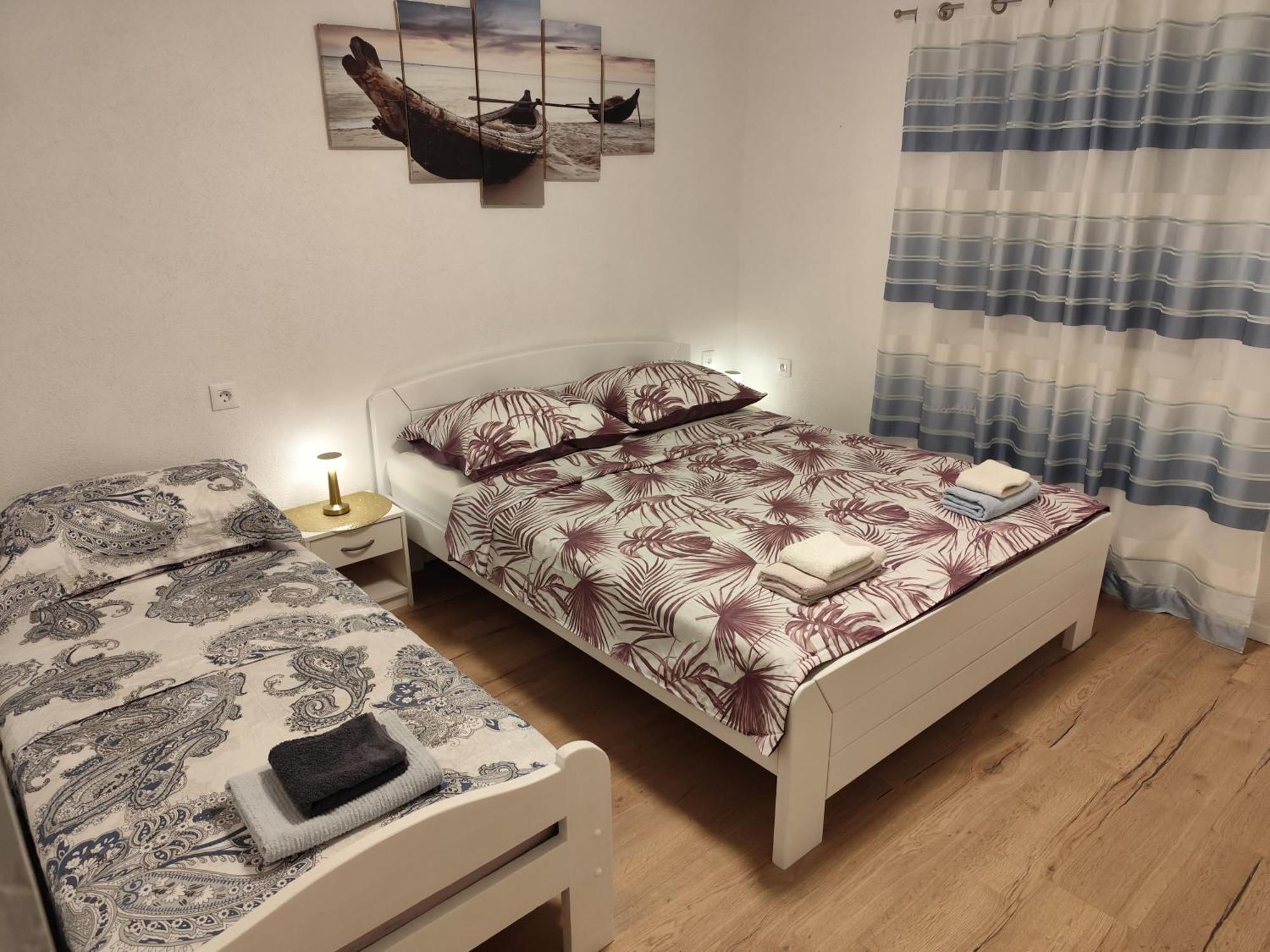 Guesthouse Eljuga Family Stari Grad  Luaran gambar