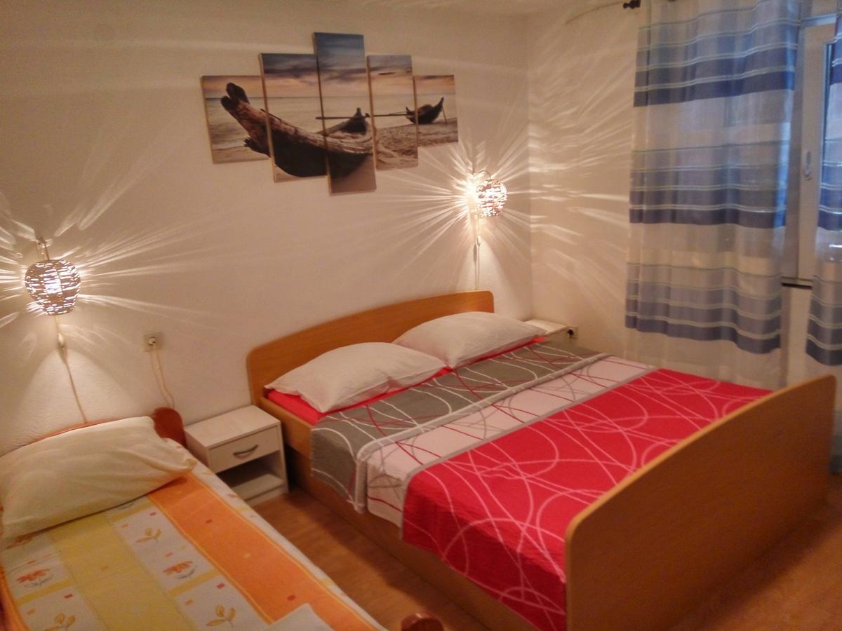 Guesthouse Eljuga Family Stari Grad  Luaran gambar